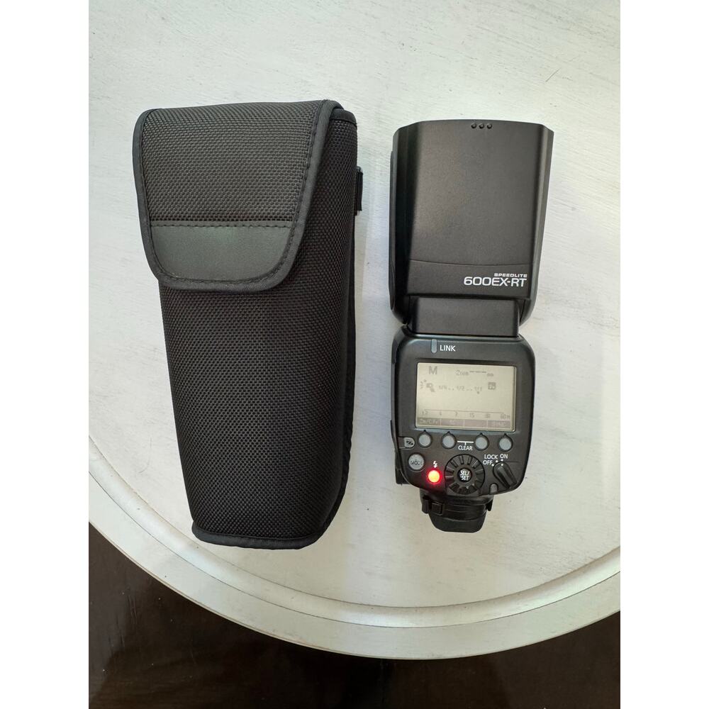 Canon 600EX-RT Speedlite Flash with Case DS101051 Tested and Works
